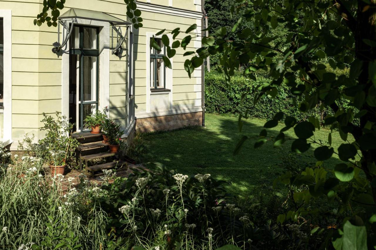 Penzion Vila Julie Jilemnice Kültér fotó